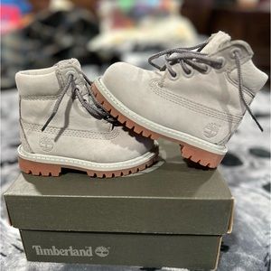 Toddler size 4 timberlands